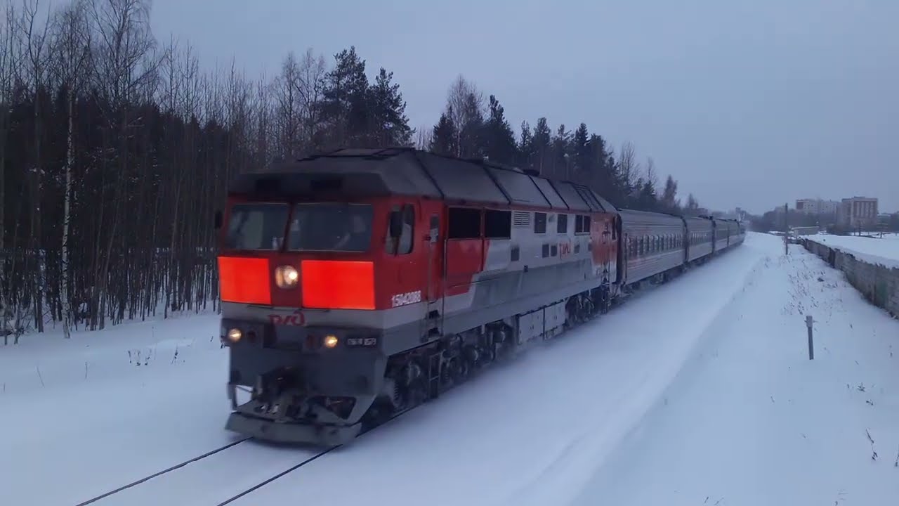 Пассажирские поезда зимой - 3