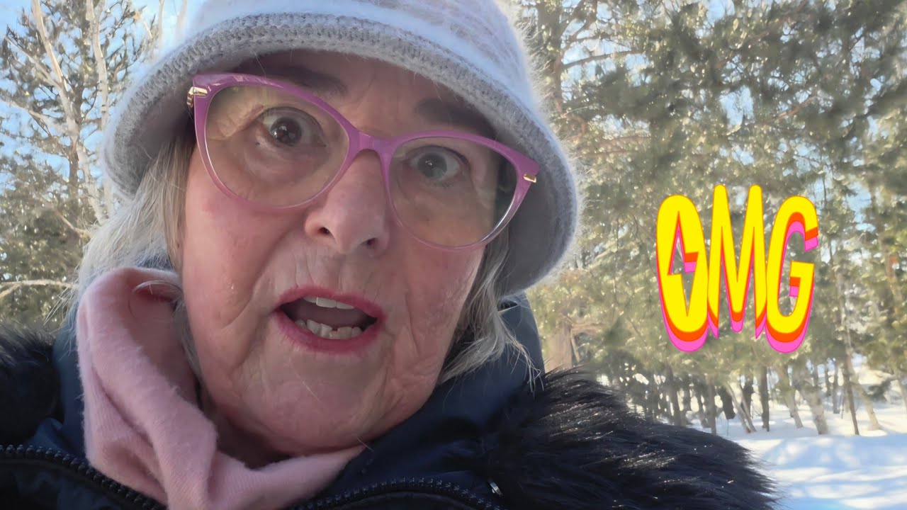 😂MANGO MONKEY VISITS SCOTUS!🤣