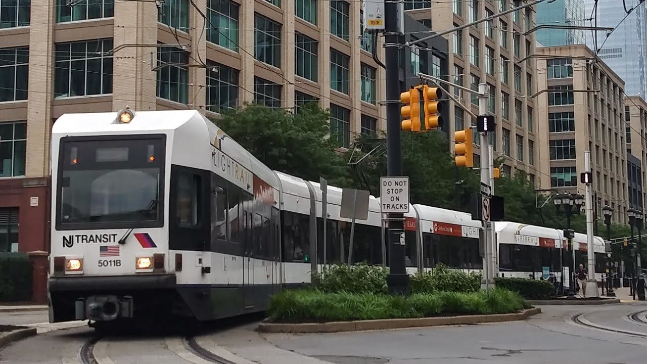 ᴴᴰ Hudson Bergen Light Rail Action near Exchange Place & Harborside (7/3/19)