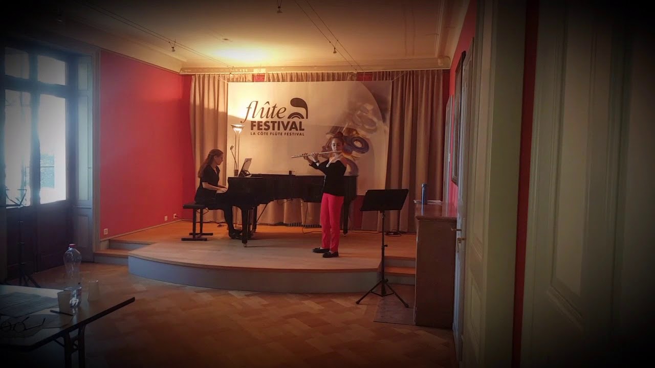 Petit Cabaret - Jean Philippe ICHARD  / Adasu SILAY   