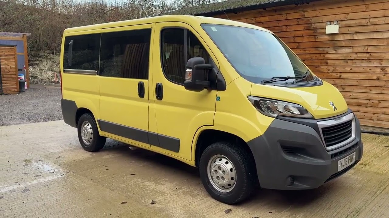 YJ18 FNK Yellow Boxer