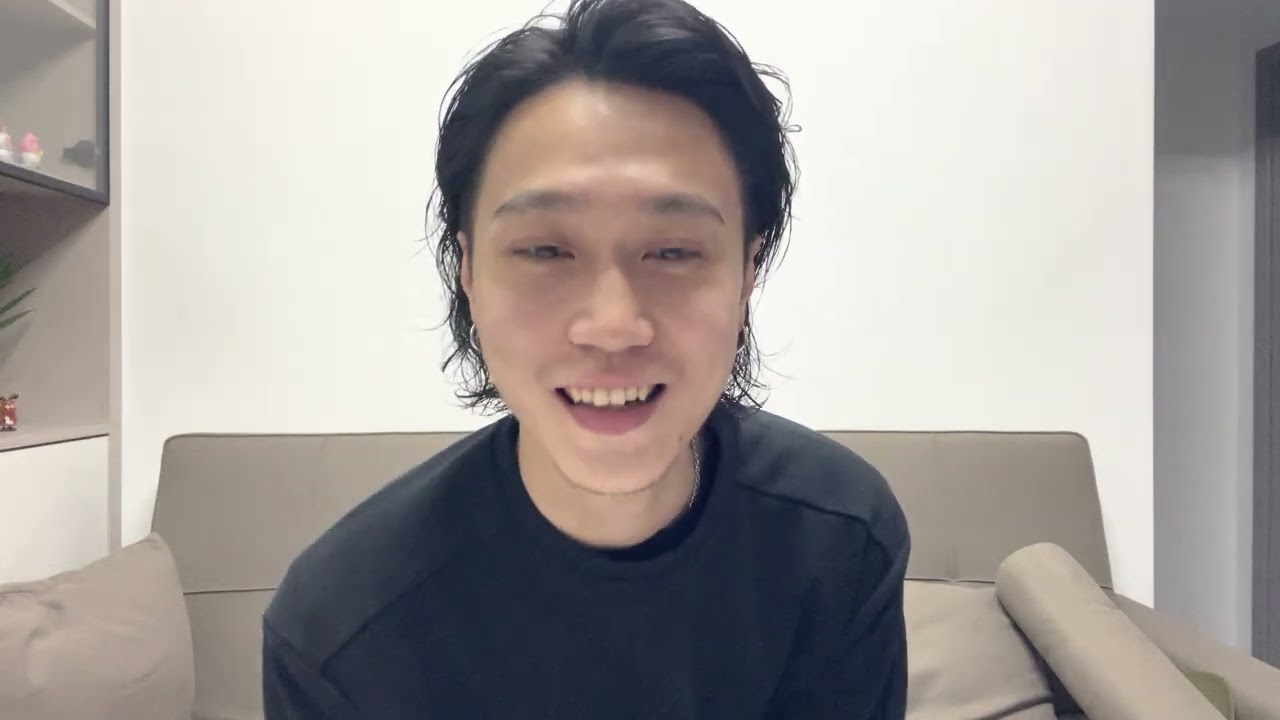 今日我要同大家宣布一件事！