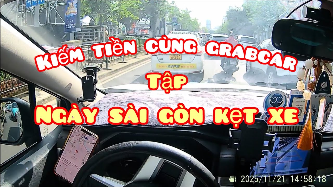 Grabcar Sài Gòn : Cuốc trễ + kẹt xe #grabcar #taxi #xpander