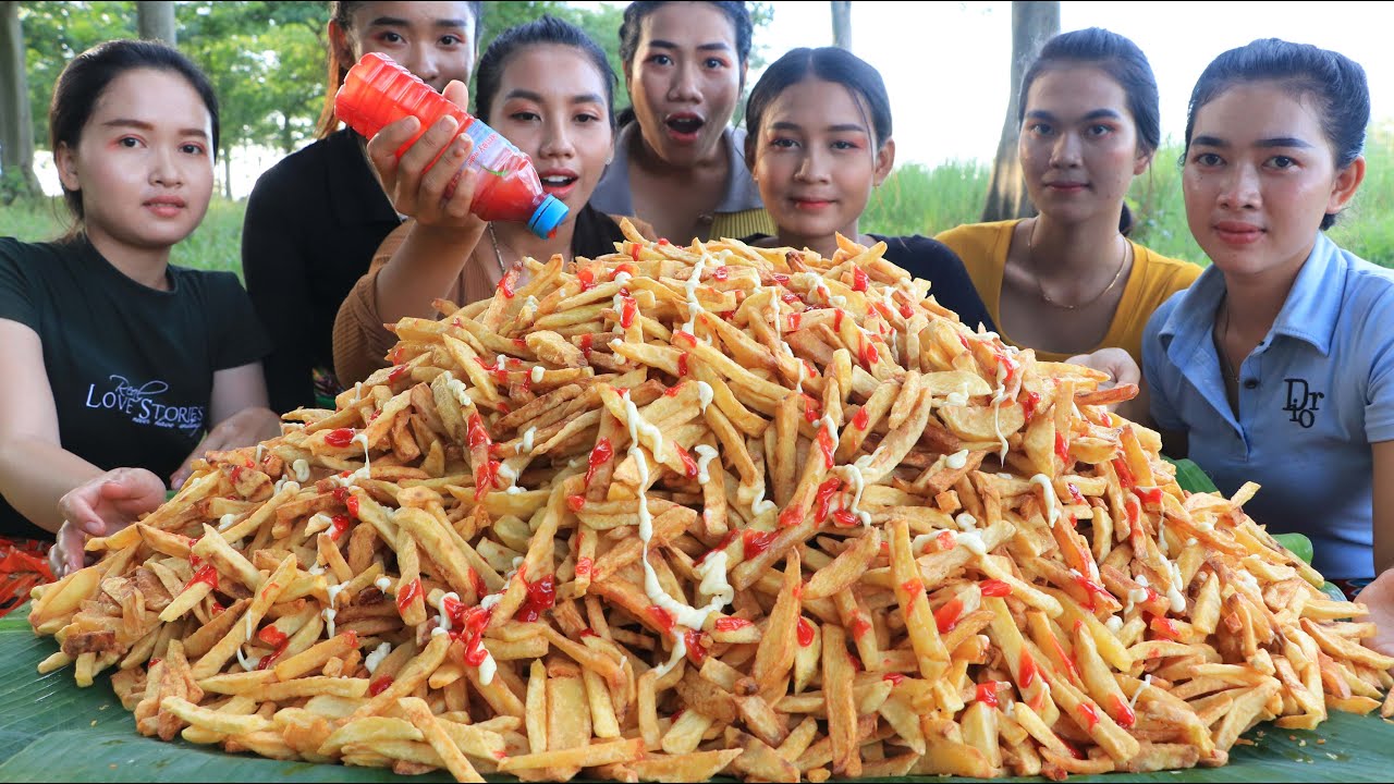 Wow amazing cooking potato crispy with tomato sauce recipe - Amazing video