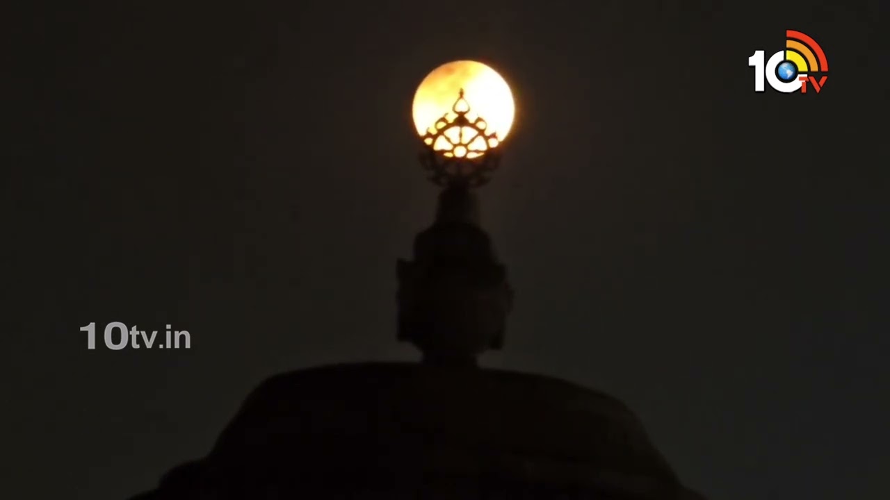 పూరి జగన్నాథ్‌ టెంపుల్ వద్ద చంద్ర గ్రహణ అద్భుత దృశ్యం | Chandra Grahanam | Puri Jagannadh Temple