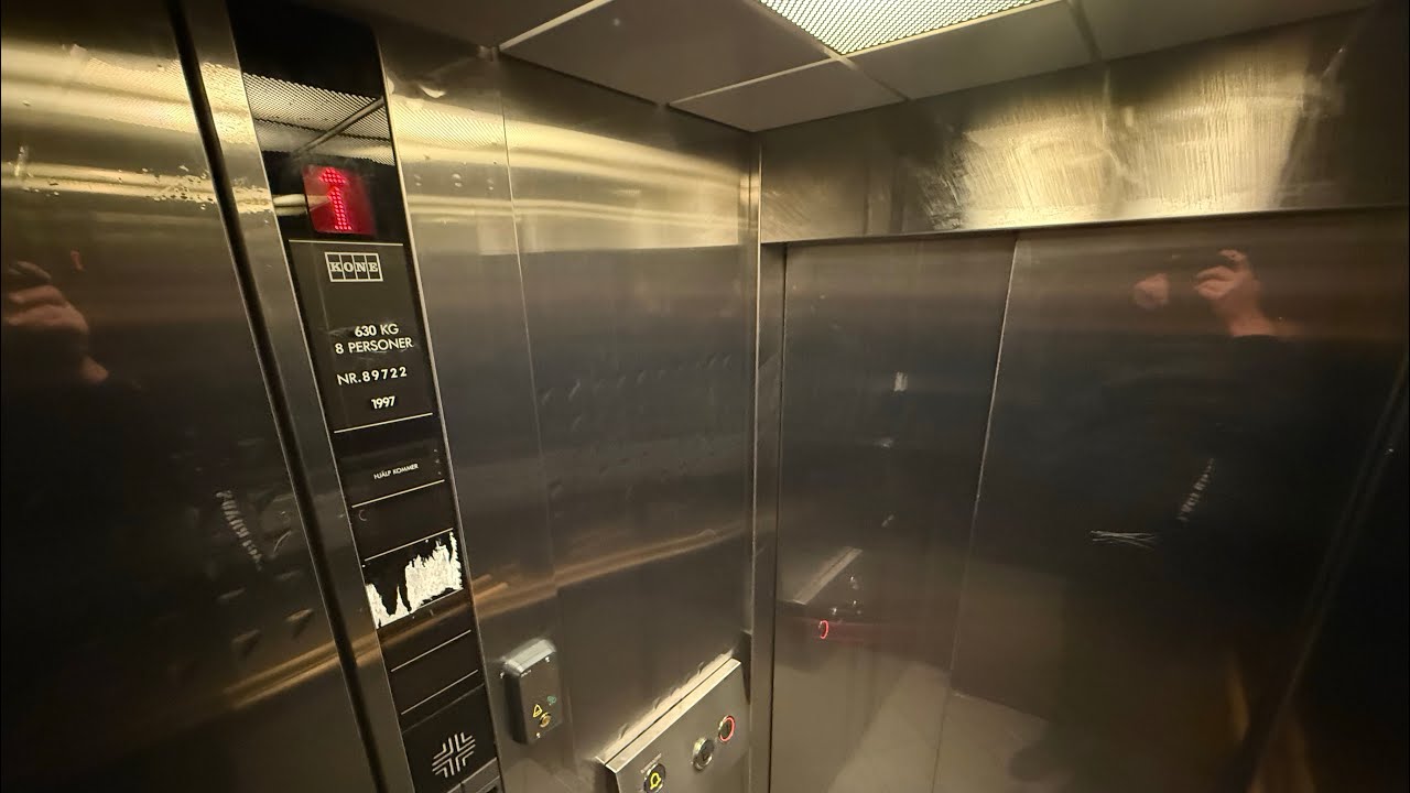 1997 KONE Roped Hydraulic Elevator @ Söderhamn Resecentrum, Söderhamn, Sweden.