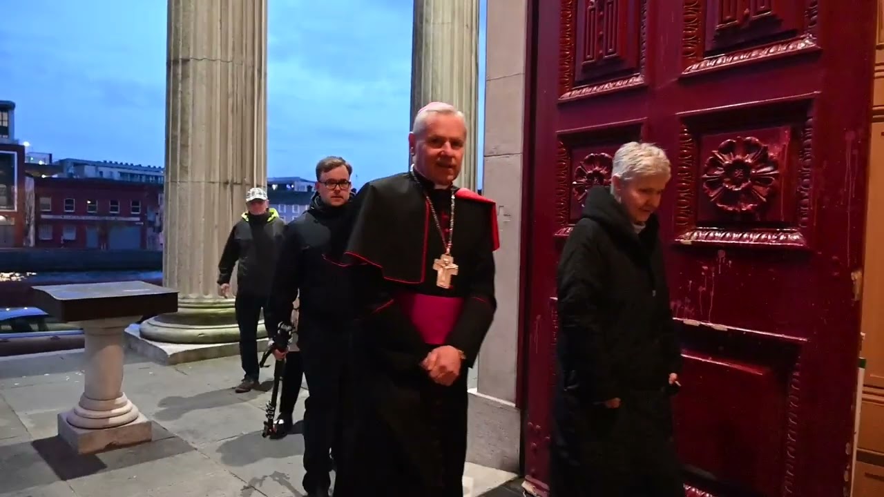 Pilgrimage of 7 Altars of Repose Marks Holy Thursday in Cork City