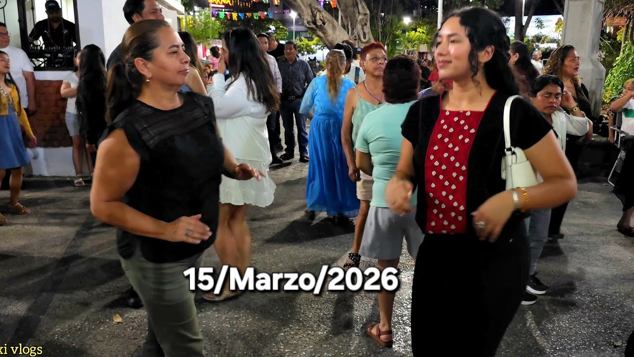 Parque de la Marimba Baile y alegria en Chiapas
