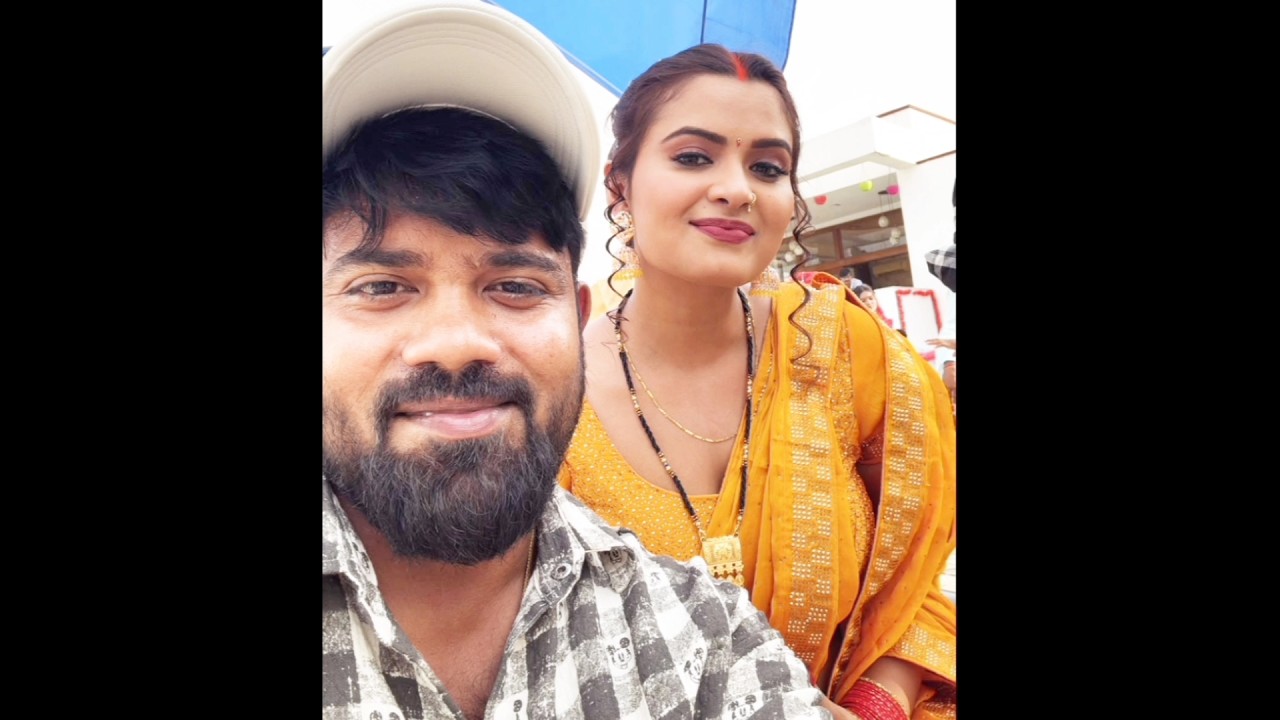 Bigg Boss 19 Neelam Giri with her Family Unseen Beautiful Photos / Bigg Boss 19 Neelam Giri