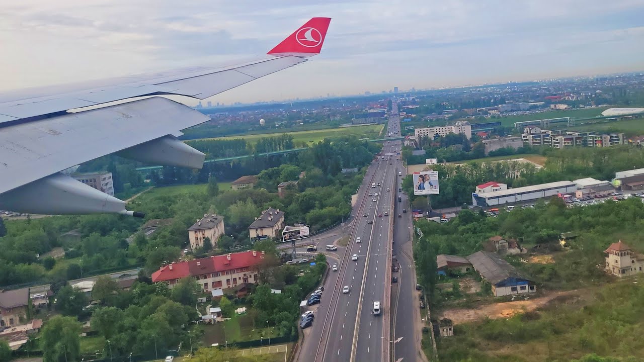 Am aterizat la Otopeni. Cum se vede România, din avion