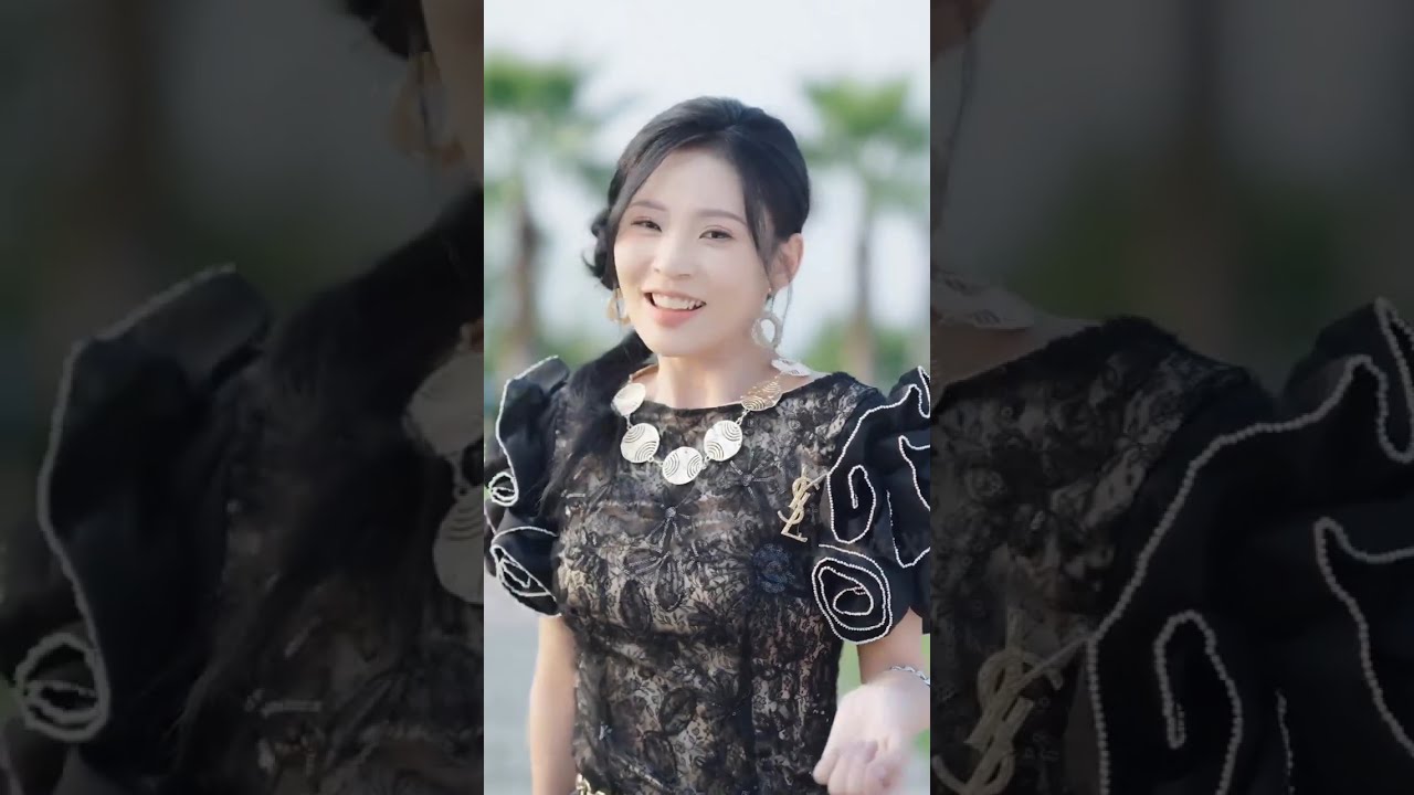🍑A filha do CEO rejeitou uma dama famosa, mas escolheu a pobre empregada doméstica como mãe!#kdrama