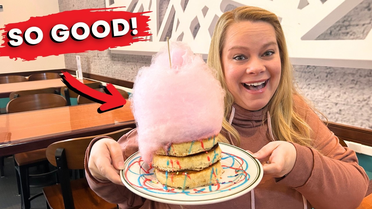 Trying Maxie's Famous All-Day Breakfast in Las Vegas!