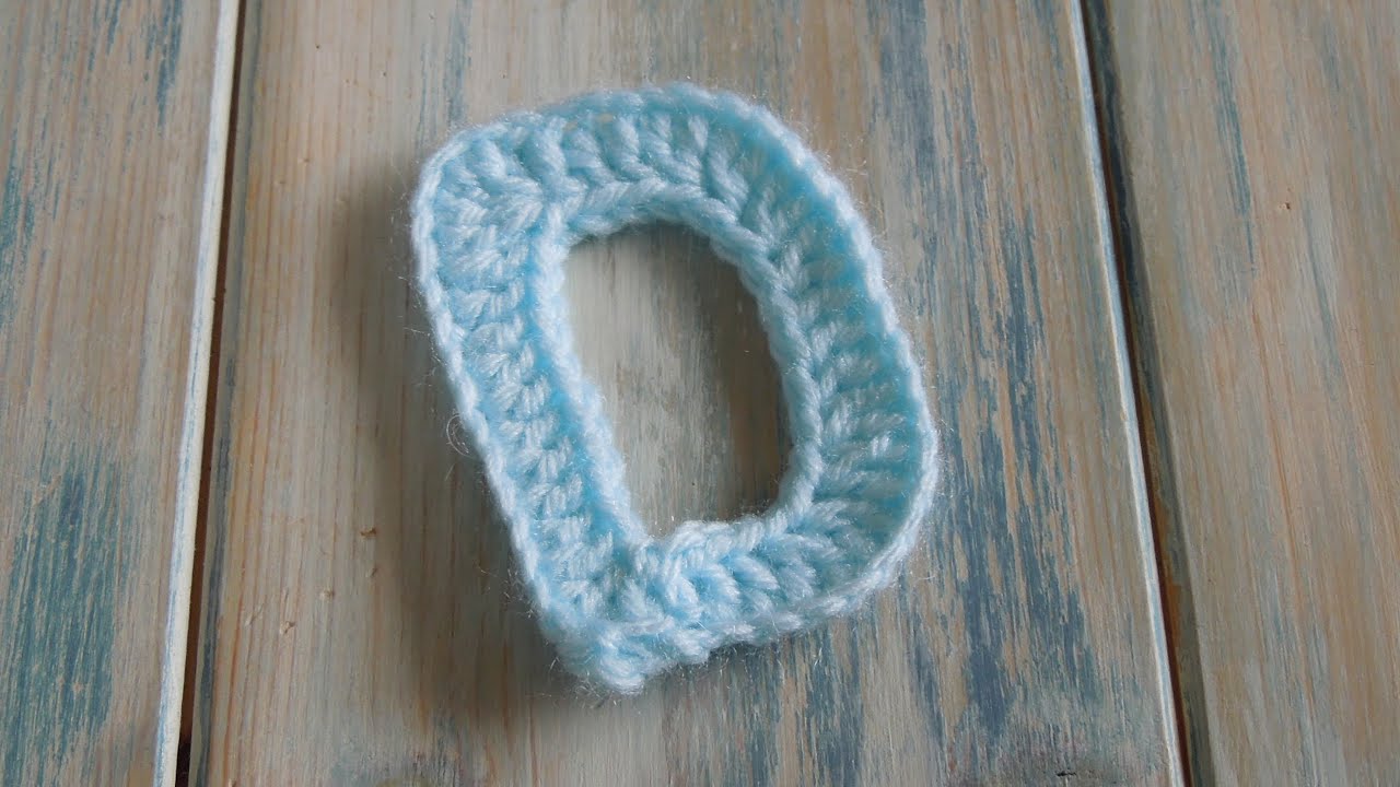 (crochet) How To - Crochet Letters - D - Crochet Extras