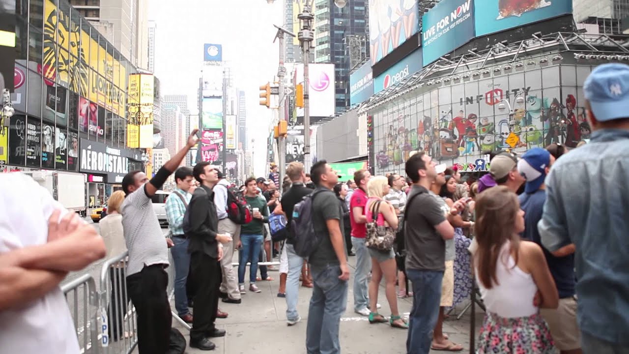 tCSTV | Lady Gaga Applause Worldwide Premier at Good Morning America - Extended