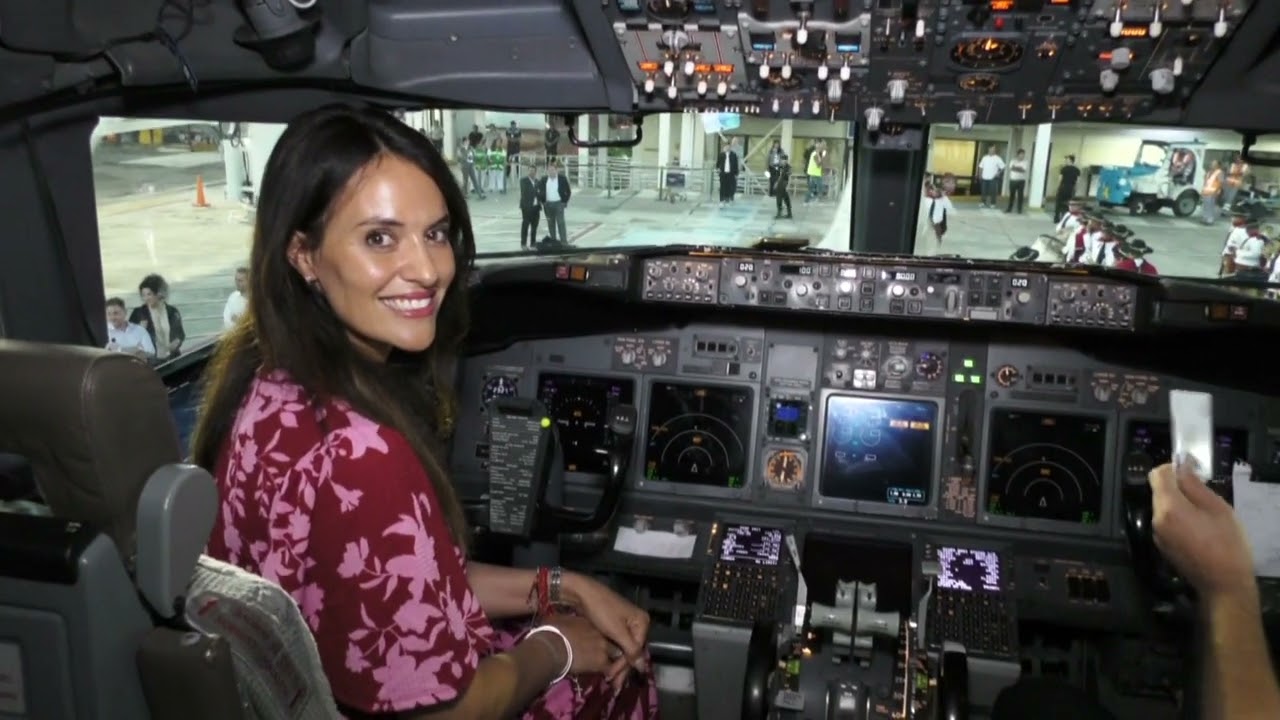 Salta dio la bienvenida al primer vuelo directo desde Florian&oacute;polis