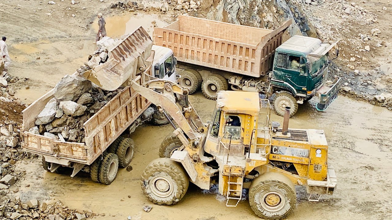 Extreme Heavy Machinery | Caterpillar Loading Big RockCaterpillar at Work | Loading Huge/