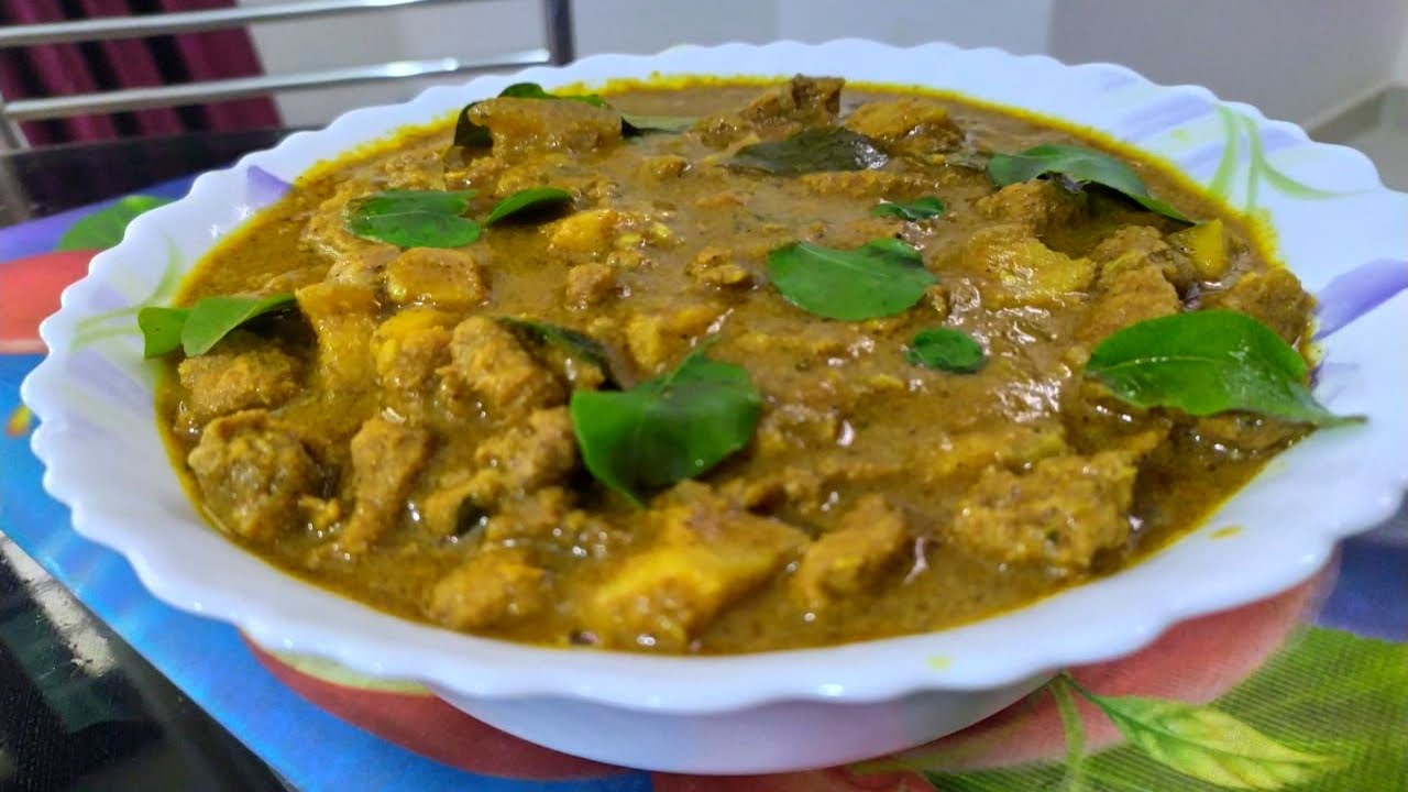 തേങ്ങ വറുത്തരച്ച നാടൻ പോർക്ക് കറി Kerala Style Pork Curry | Easter Special Pork Roast | Easy Recipe