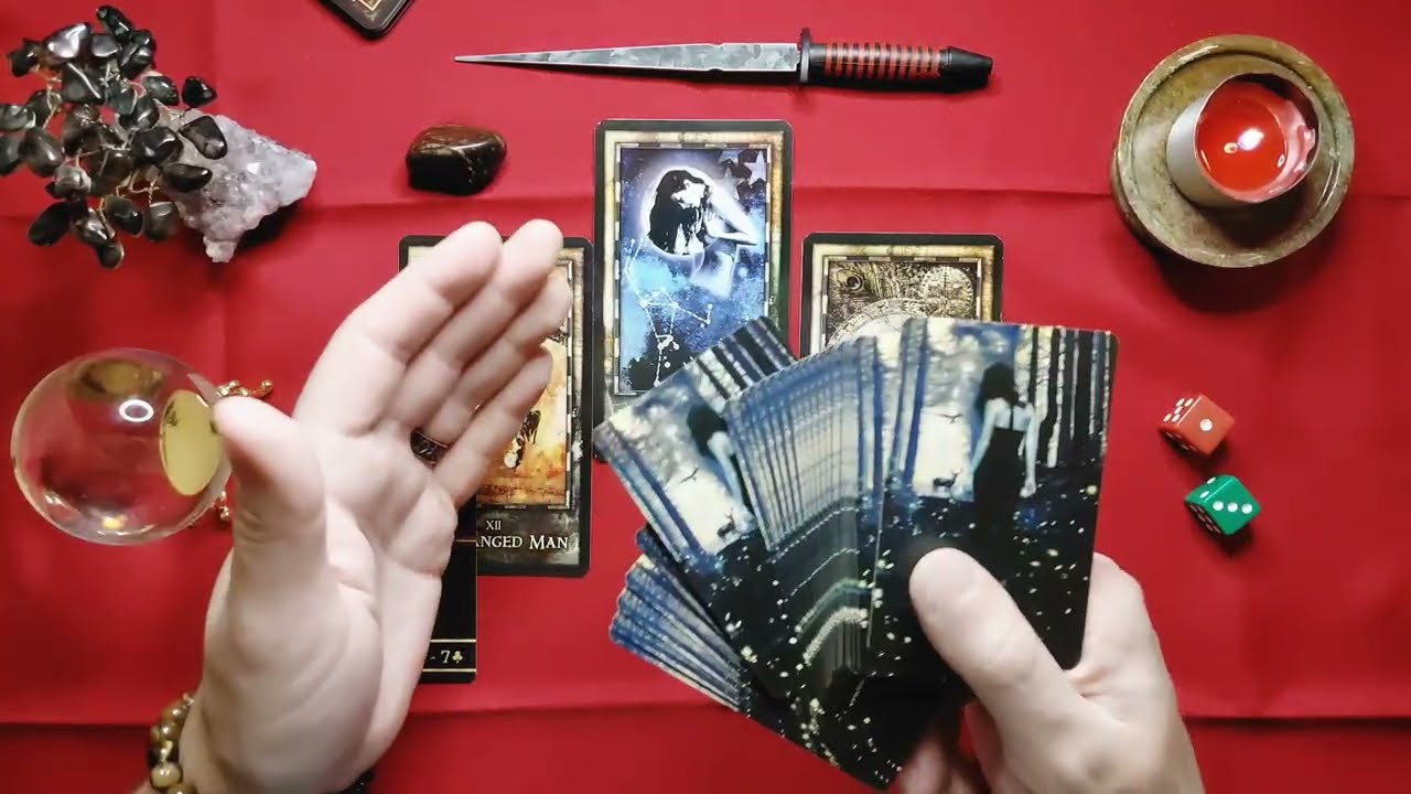 ELE(A) AINDA TE QUER? NO QUE ESTÁ PENSANDO? 🔴⚫️ tarot pombagira