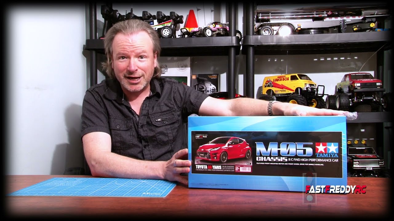 Unboxing the 1/10 scale Tamiya Toyota Yaris on the M-05 Chassis