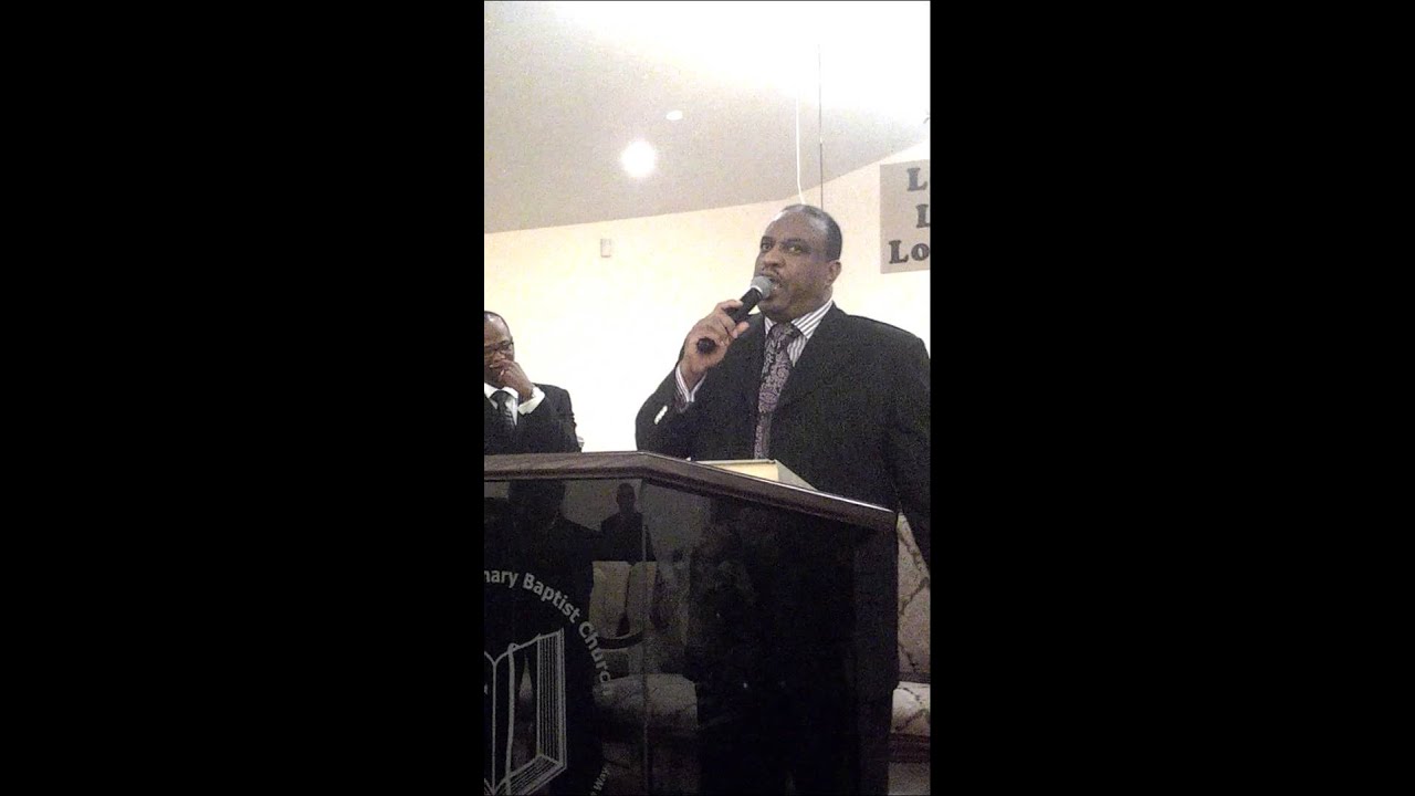 Dr. Frank E. Ray Hopewell Revival 2014 pt3 of 4