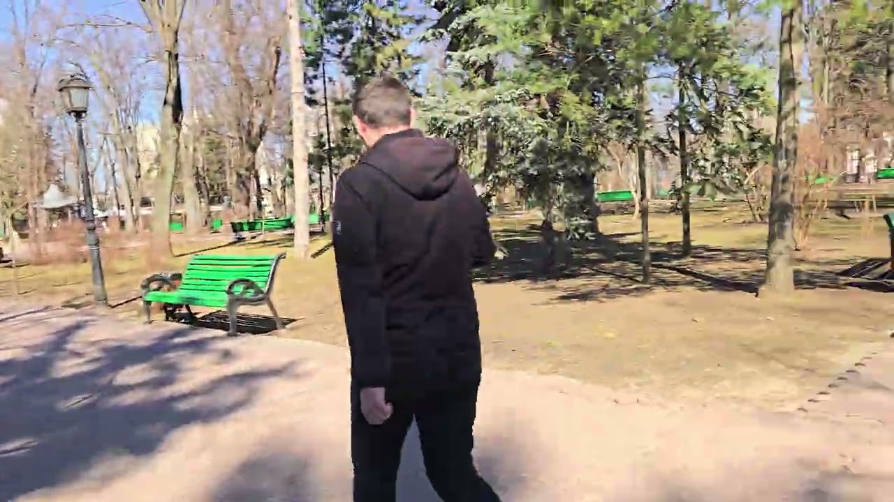 Продолжают резать деревья в парке Штефан чел Маре, парк А.Пушкин.10.03.2026
