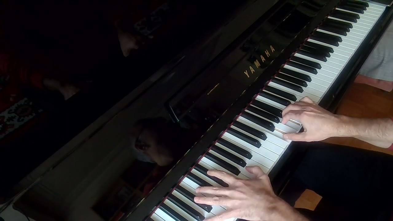 Fly Me to The Moon, piano solo, medium bossa nova, medium level