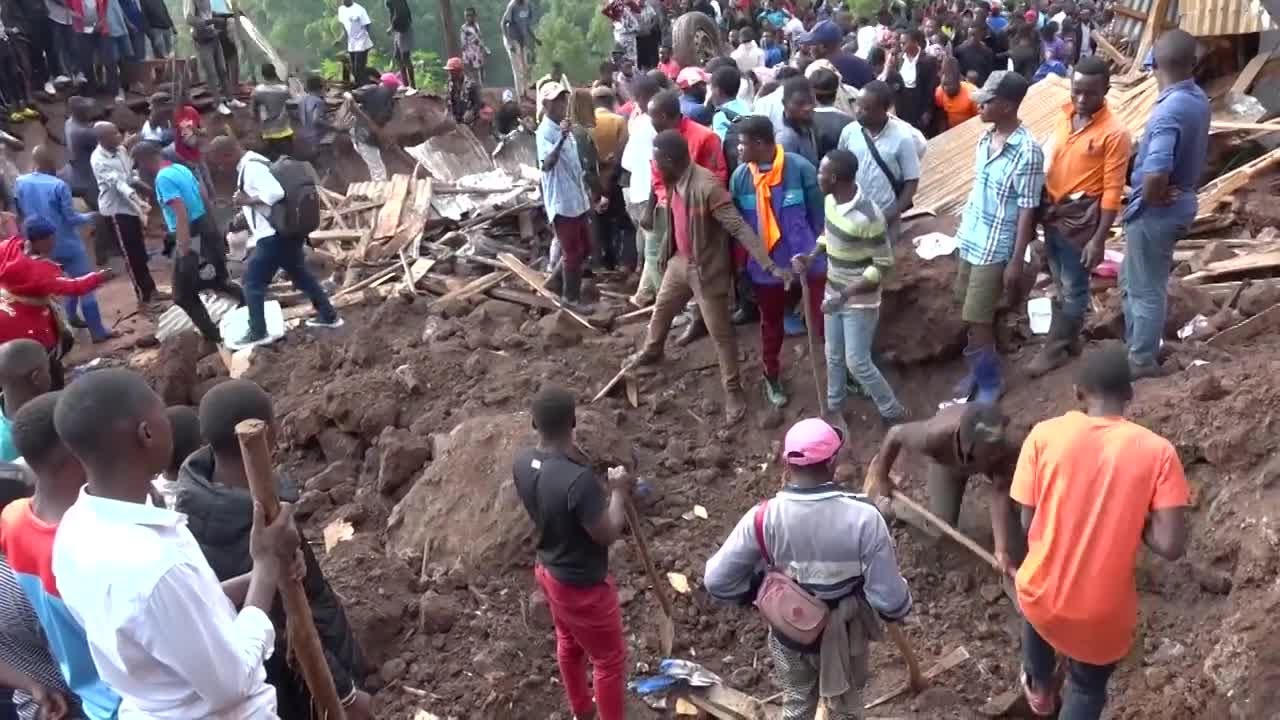Solidarité après un glissement de terrain mortel à Bukavu