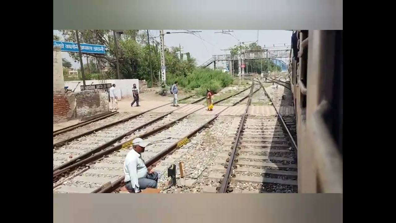 14217/Unchahar Express/Journey/Ghaziabad to Chandigarh/Sleeper - General ek baraabar