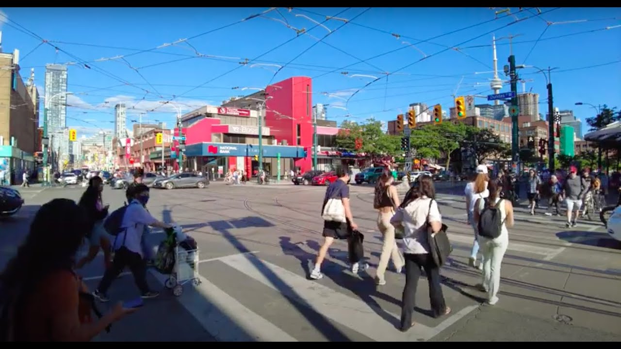 4K The intersection of Spadina Avenue and Dundas Str in TORONTO CANADA