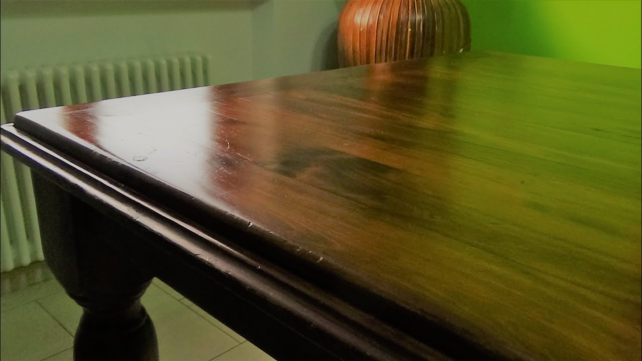 Passiamo l'olio sui nostri mobili in legno...i consigli di tata domizi