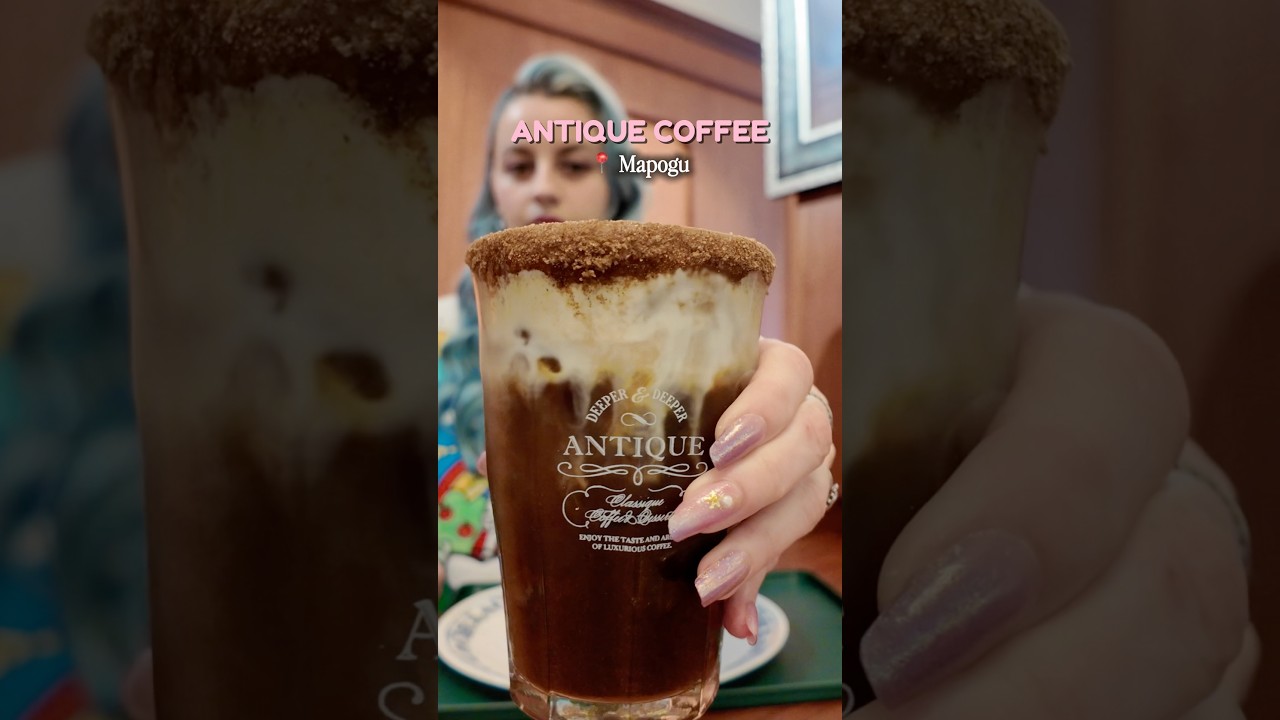 Обзор корейского кафе: Antique Coffee в Мапогу ☕️ стоит ли посетить или лучше пропустить?
