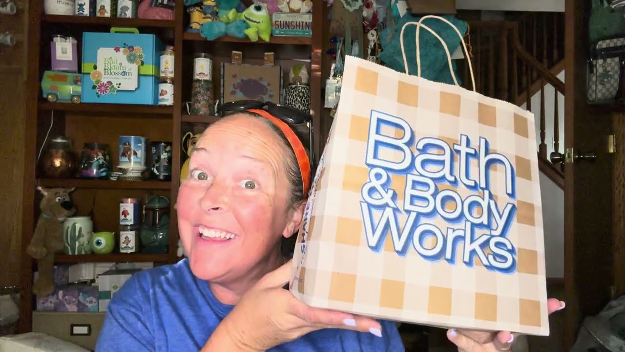 Huge Bath and Body Works Haul! #unboxing #bathandbodyworks 