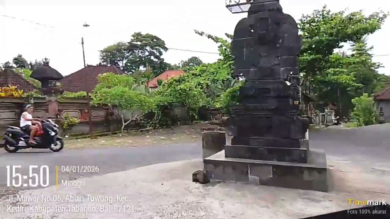 Pasar Mengwi Badung - Desa Koripan Kaja Abian Tuwung Kediri Tabanan Bali, motovlog perjalanan sore.