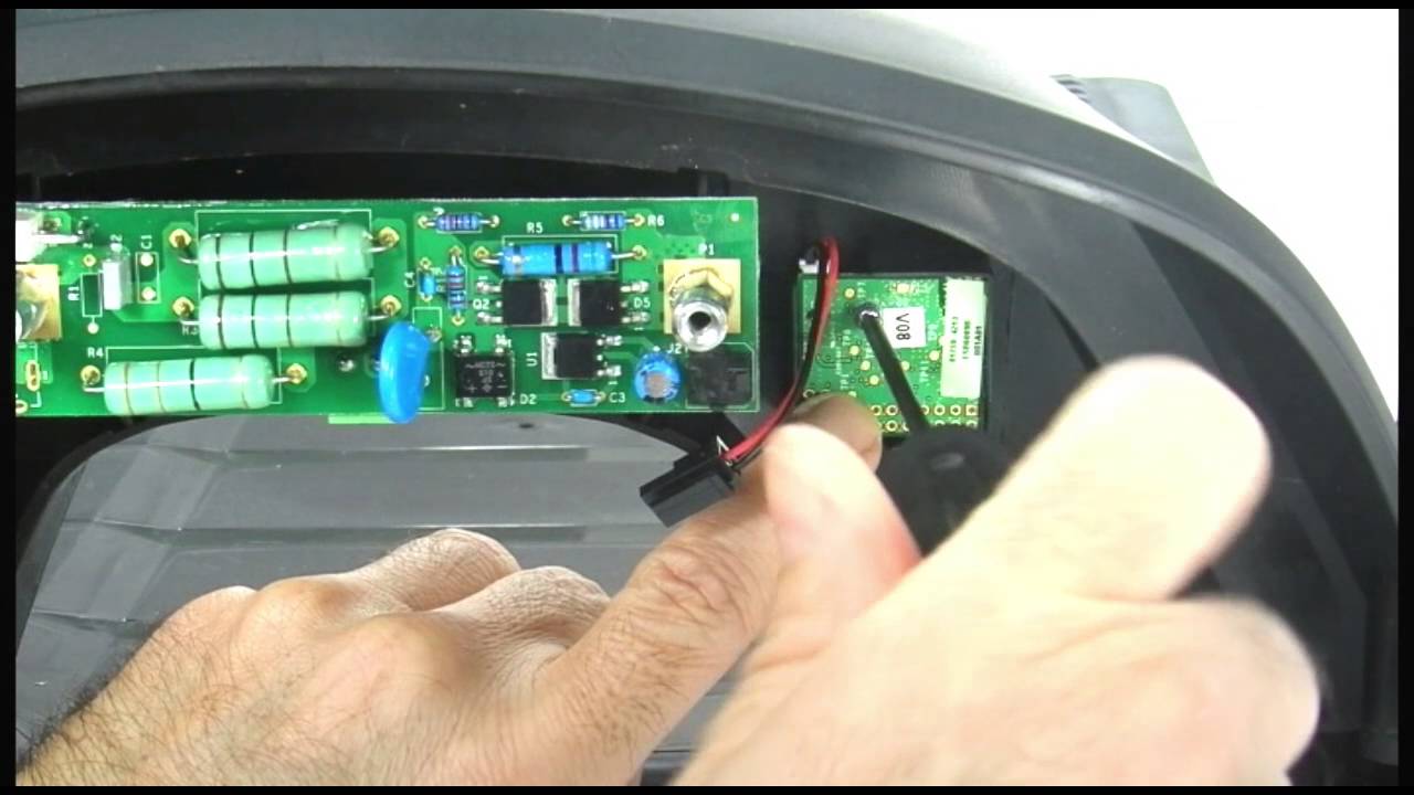 Robomow - How to: Replace BLE Base Station Board RC/MC Models
