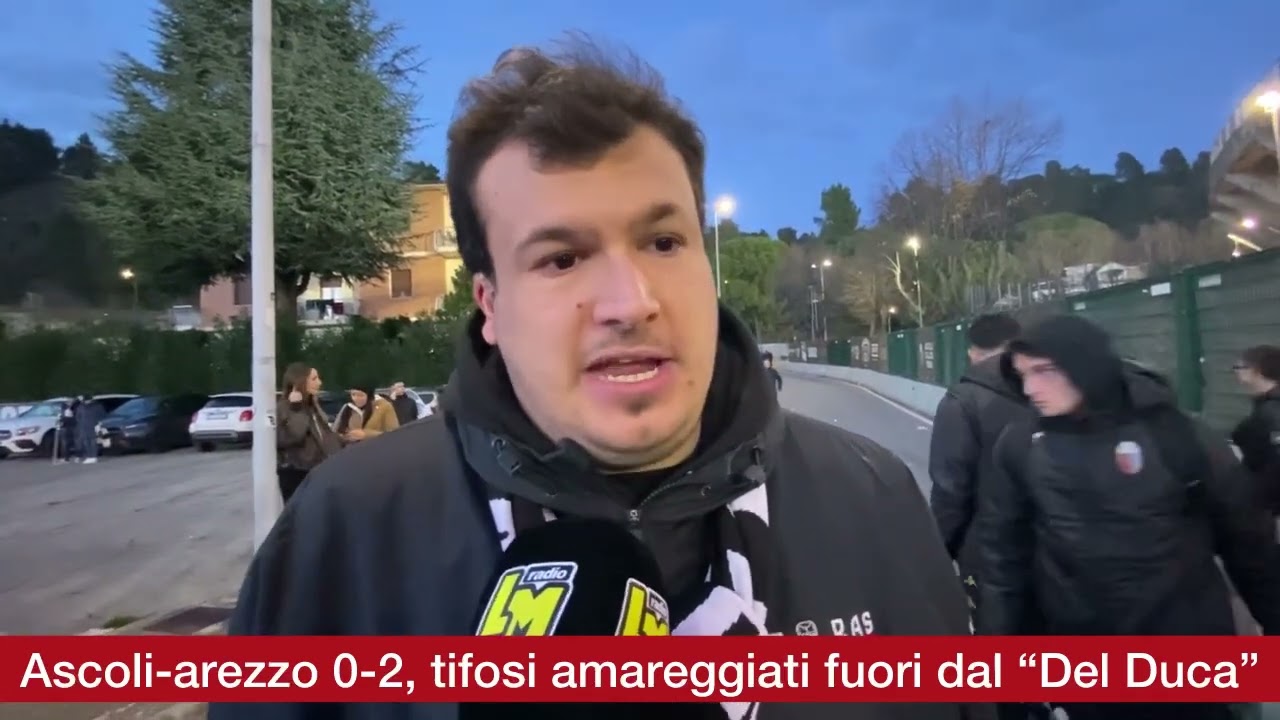 Ascoli-Arezzo 0-2, la voce dei tifosi fuori dallo stadio