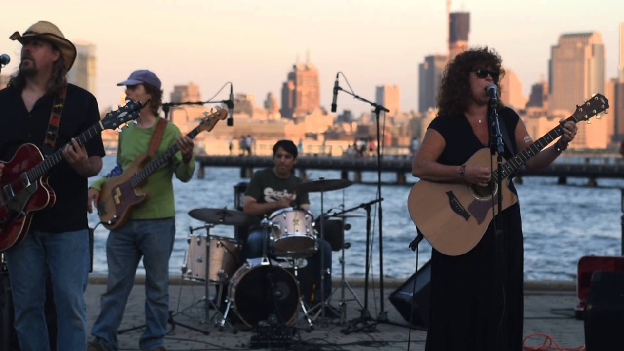 Abbe Rivers sings 