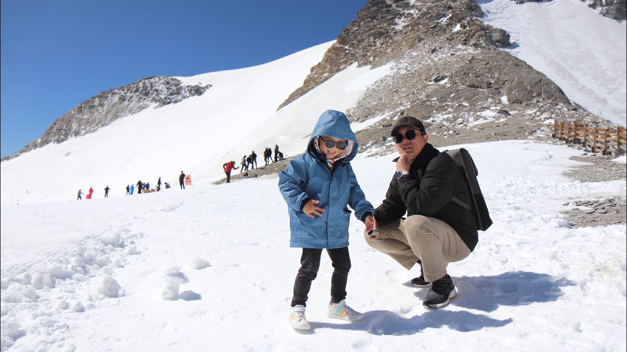 FRANCE ALPES TIGNES Grande Motte Glacier : Tėléphérique de la Grand Motte