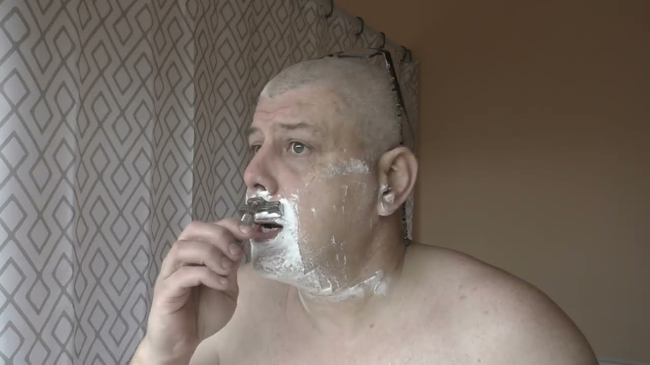 Razorock razor. Shaving