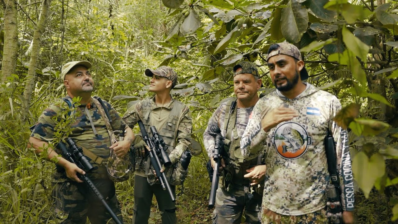 No Creer&aacute;s La Cantidad De Garrobos En Esta Isla , Caza De Garrobos