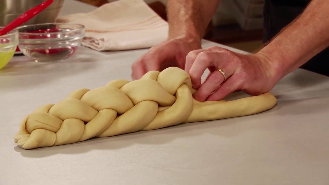 How To Make a 6-Braided Challah | Challah Workshop Part 7