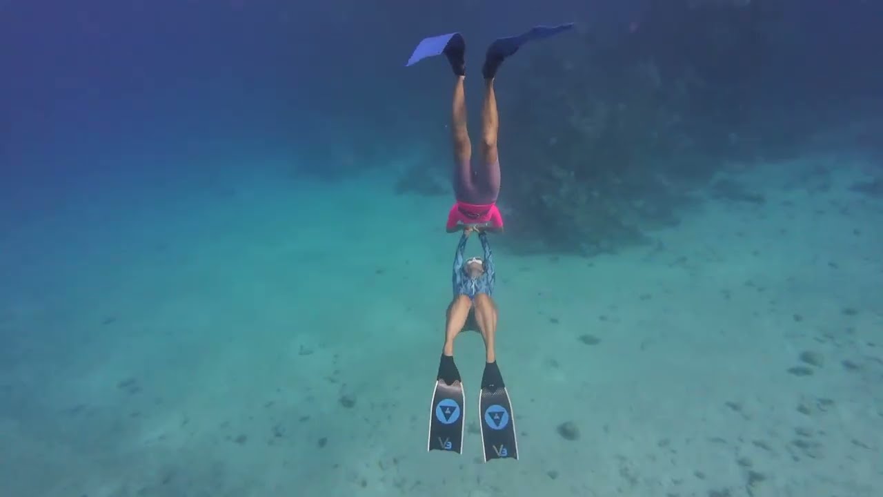 Underwater Dance ~ Two Mermaids Freediving in Flow