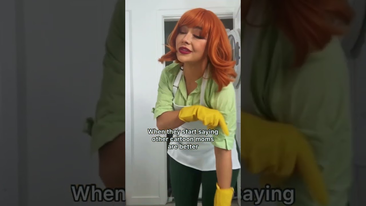 Who&rsquo;s the best cartoon mom? 🧡 #dexterslaboratory #cartoonmoms #cosplay