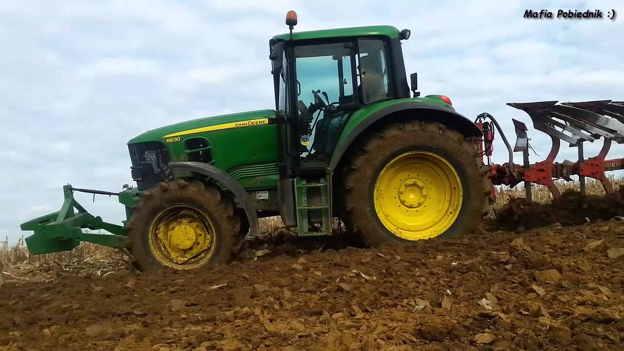 Jelonki W Akcji Czyli Ciężka Orka 2015. John Deere i Vogle&noot Ryk ślinika Traktory w Błocie