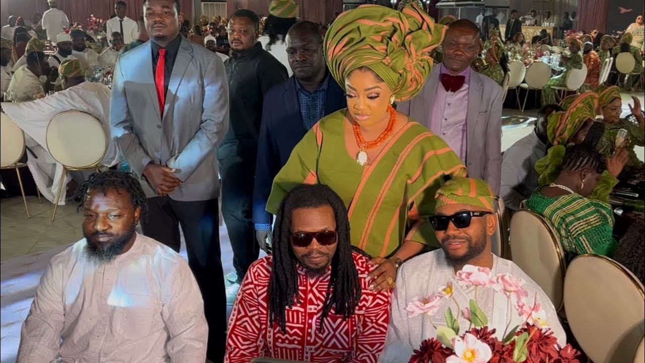 OLAMIDE BADDO SURPRISED SOTAYO GAGA AT HER BIRTHDAY CELEBRATION 