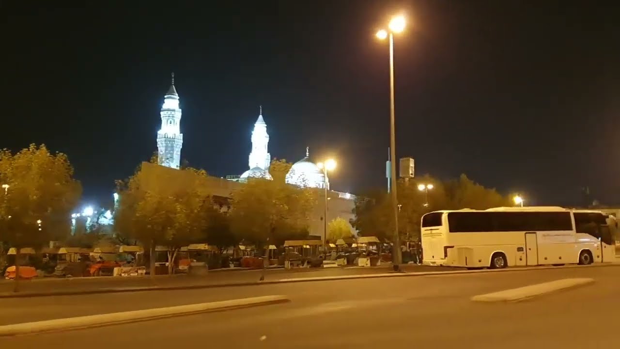جولة حول مسجد القبلتين  في المدينة المنورة مع د. بشار تقي الدين الحسيني وعلوم طيبة  visit saudi