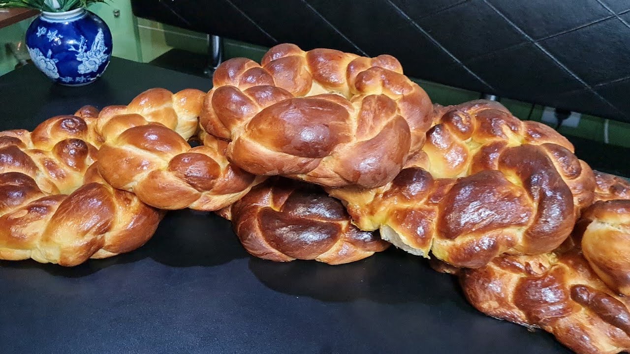 Colacii de casă impletiti Cei mai pufosi colăcei  impletiti și fragezi. Care i-am  făcut  vreodată