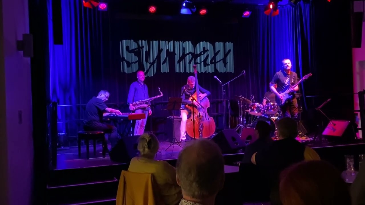 AMC Trio feat. Andy Middleton - Waiting for the wolf @Syrnau 2024-04-12