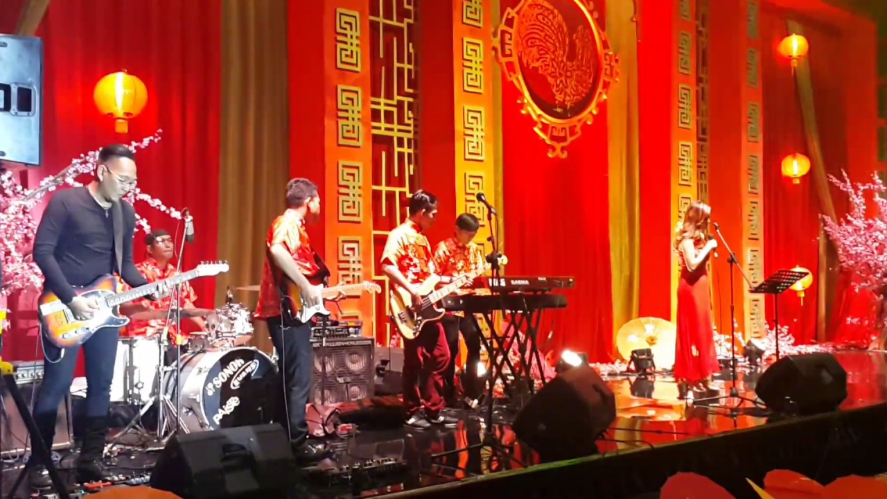 Sewa band pengiring lagu2 Mandarin, Allround - Jakarta (Imlek's gig feat Vicky Shu)