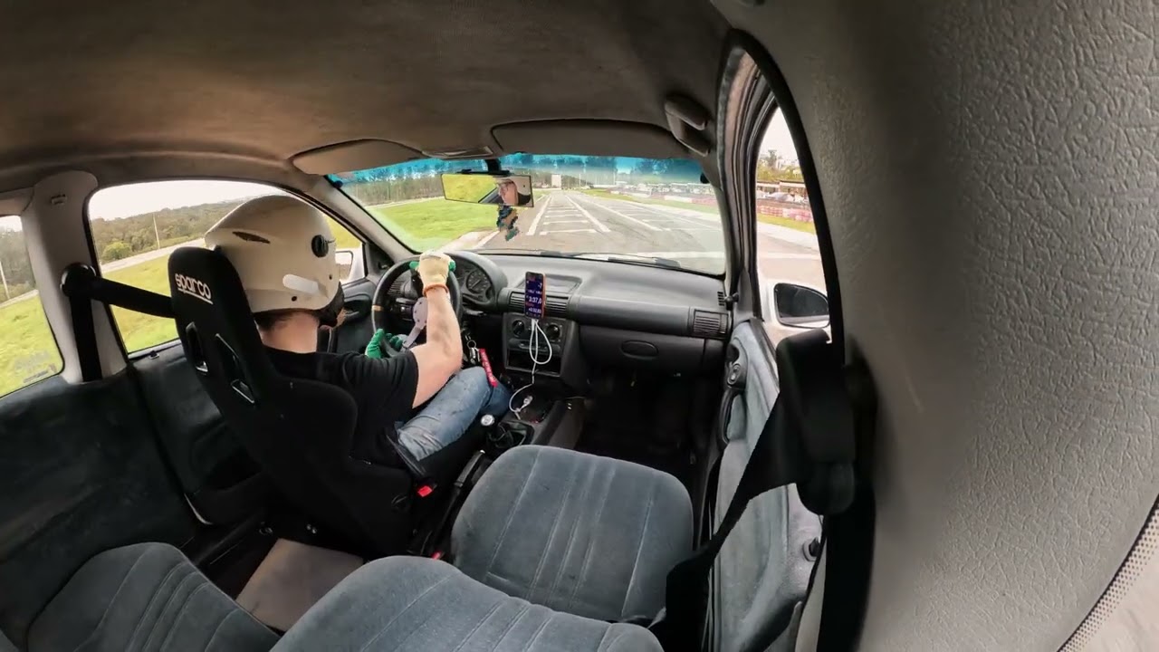 Proof That Simple Cars Are the Most Fun! Corsa B 1.8 Track Day! 🏁🚀