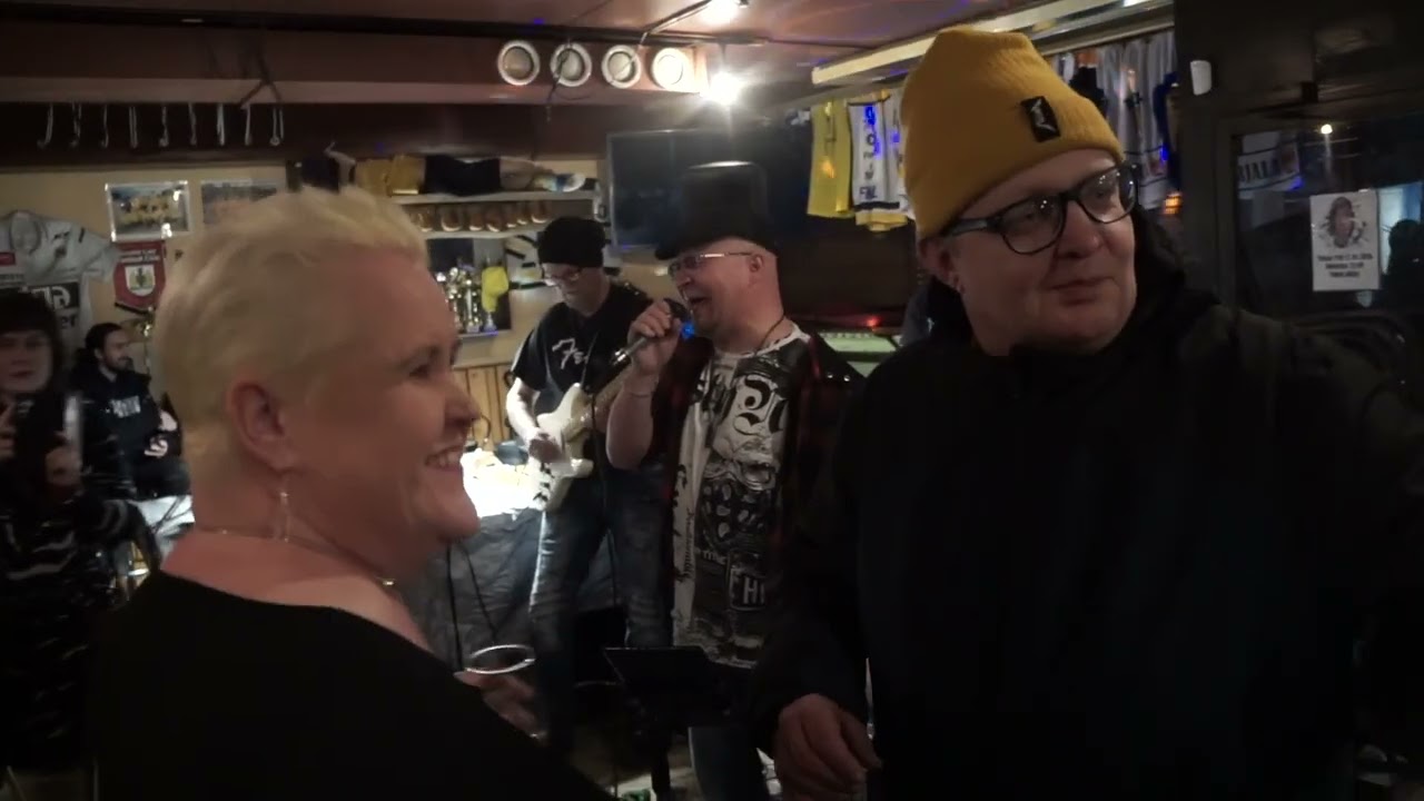 MHB Live: Dogged Eyes